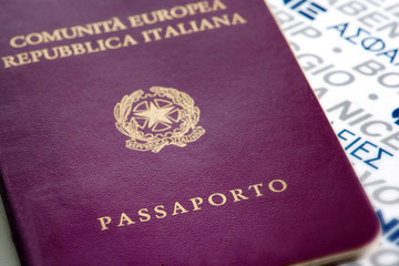 Italian passport