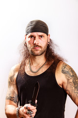 Rocker Gewalt Waffen und Krieg