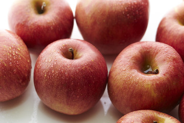 apples