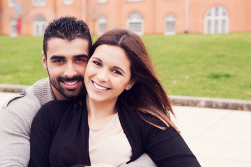 Naklejka premium Couple hugging each other
