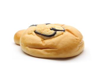 Smiling bear bread