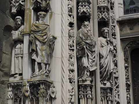 Catedral de Lausanne en Suiza