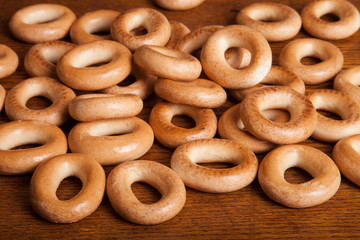 placer bagels on wooden with shallow depth of field