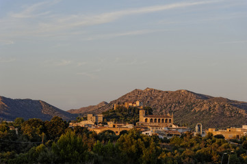 Mallorca, Blick auf Arta in der Abendsonne