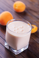 Apricot smoothie
