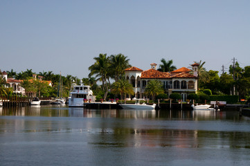 Villen am Kanal in Fort Myers