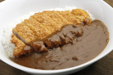 カツカレー