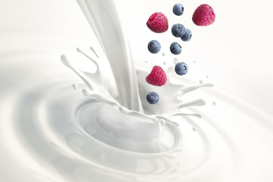 Himbeer-Heidelbeer-Milch