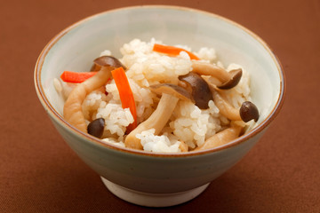 きのこご飯