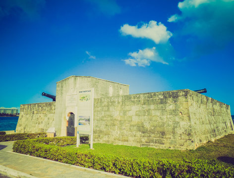 Retro Look Fort Montagu Nassau