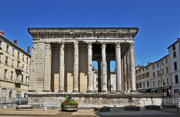 Fototapeta premium Vienne, il tempio di Augusto, Rodano Alpi
