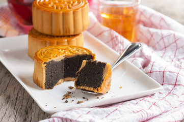 Moon cake