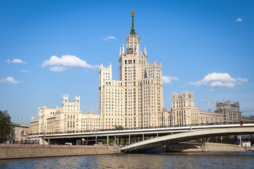 Fototapeta na wymiar Beautiful architecture of Kotelnicheskaya Embankment Building
