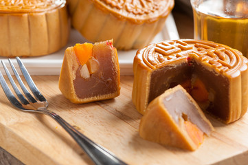 Moon cake