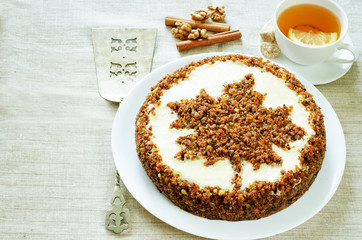 carrot cake with raisins, walnuts and butter cream