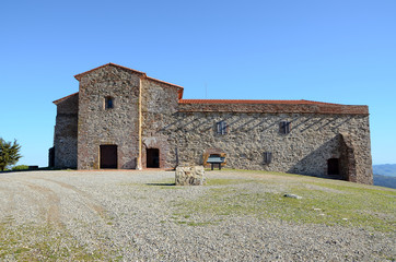 Fototapeta na wymiar Tentudía monastery facade