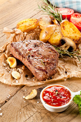 irisch rinder steak mit bratkartoffeln