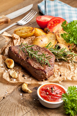 irisch rinder steak mit bratkartoffeln