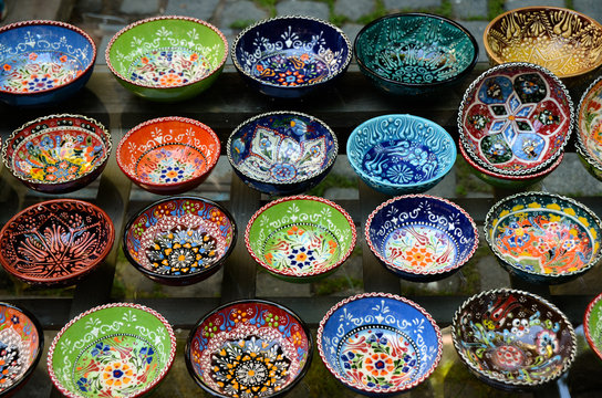Classical Turkish ceramics on the Istanbul Grand Bazaar.