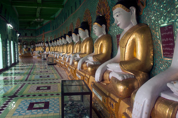 Row of Buddhas in U Min Thonze cave ,Sagaing hill,Myanmar. © topten22photo