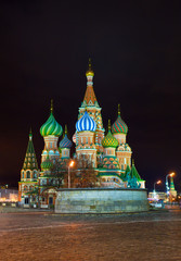 Obraz premium St Basils Cathedral at night