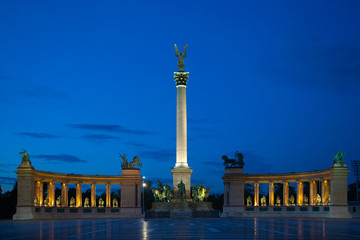 Fototapeta na wymiar Heroes Square Budapest.