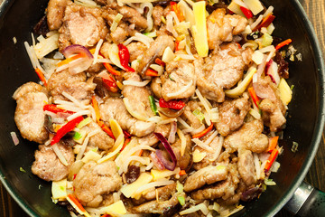 Pork in chinese with vegetables