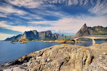 Norwegia ,  Sakrisoy, krajobraz wiejski