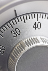 Safe combination dial