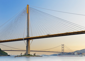 Fototapeta na wymiar hong kong highway bridge