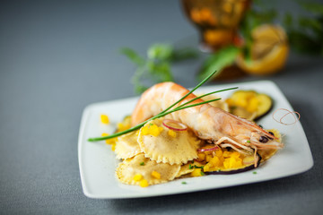 Ravioli and shrimp starter