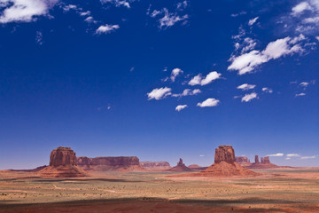 USA - Monument valley - 69840623