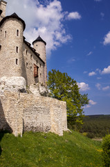 Fototapeta na wymiar royal castle in Bobolice, Poland