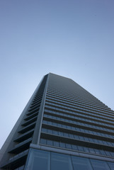 そびえるビル
