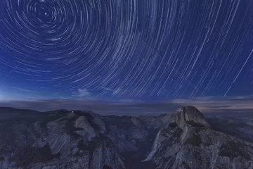 Wandcirkels aluminium Yosemite National Park at Night © gqxue