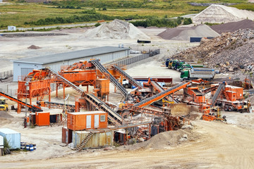 Quarry crusher plant in sand and gravel procuction - 69856420