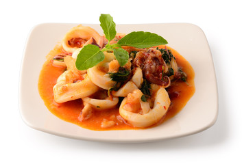 squids fried with sweet basil