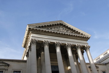 Obraz premium Palais de Justice à Montpellier, Occitanie 