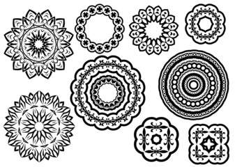 Circle vignette lace ornaments set