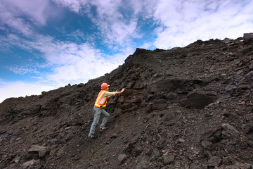 coal geologist - obrazy, fototapety, plakaty