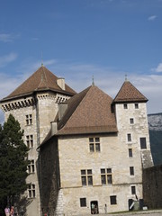 Fototapeta na wymiar Castillo de Annecy en Francia
