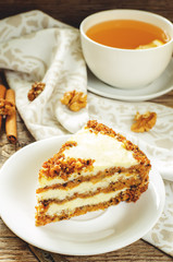 carrot cake with raisins, walnuts and butter cream