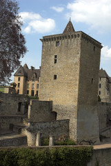 Fototapeta na wymiar Chateau de Couches, Xé, XIIé, 71