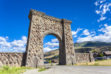 Fototapeta na wymiar Entrance to Yellowstone National Park