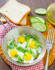 fried eggs