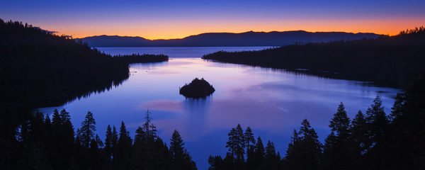 Emerald Bay, Lake Tahoe, USA - obrazy, fototapety, plakaty