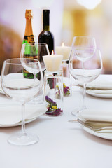 Restaurant table setting