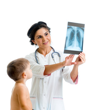 Doctor and kid reviewing X-ray