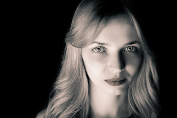 Naklejka premium Black and white portrait of a girl isolated