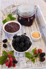 Fototapeta na wymiar Blackberry fruits and blackberry jam
